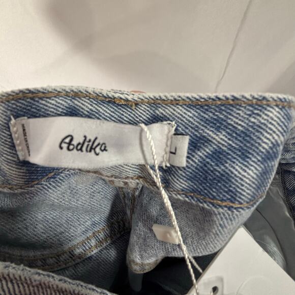 NWT Adika Women’s Light Wash Distressed Jeans Size Large 30×34 • NWT raw hem - Picture 7 of 8